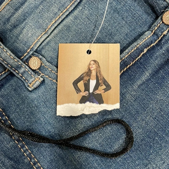 NWT Sofia Jeans By Sofia Vergara Rosa Super HR Curvy Ankle Denim Ankle 2 - Picture 10 of 16